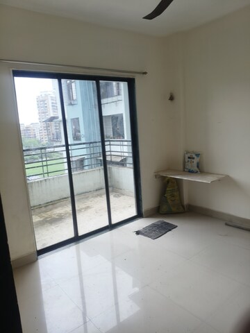 Room in 2 BHK Apartment at Mangala Valley, Kalyan West – for Rent