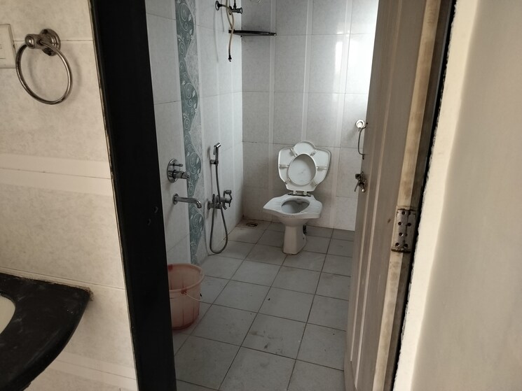 Bathroom, dwarka-suncrest-phase-3 2 Bedroom 1050 Sq.Ft. Apartment In Pimple Saudagar Pune 8996097