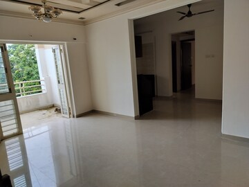 Room in 2 BHK Apartment at Dwarka Suncrest Phase 3, Pimple Saudagar – for Rent