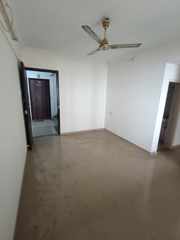 Room, puranik-hometown 1 Bedroom 438 Sq.Ft. Apartment In Ghodbunder Road Thane 8996102