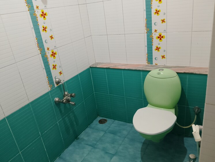 Bathroom, hsr layout 2 Bedroom 1150 Sq.Ft. Builder Floor In Hsr Layout Bangalore 8996142