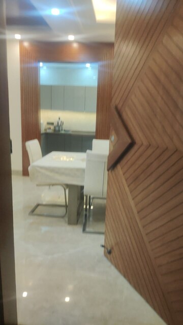 Master Bedroom in 3 BHK Builder Floor at BPTP Parkland, Sector 75 – for Rent