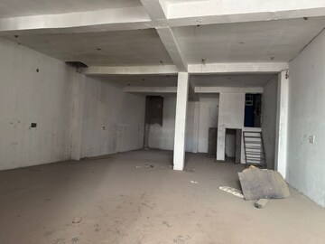 Building Lobby in 3 BHK Apartment at SRS Residency, Sector 88 – for Rent