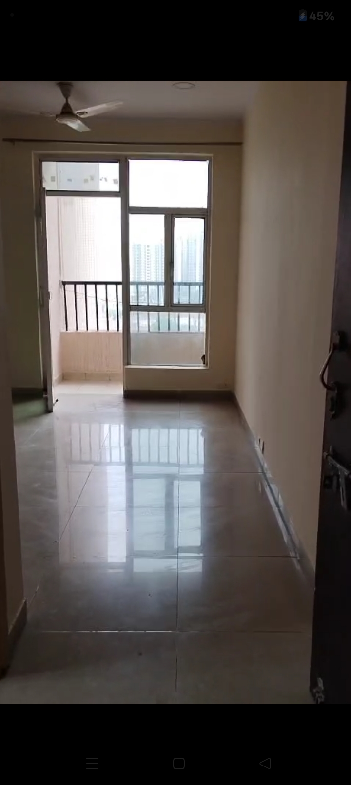 2.5 BHK + Study Room Apartment For Rent in Gaur City 5th Avenue