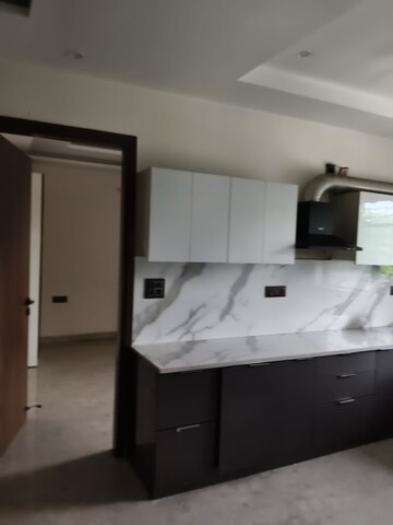 Kitchen in 3 BHK Builder Floor at New Industrial Township 3 – for Sale