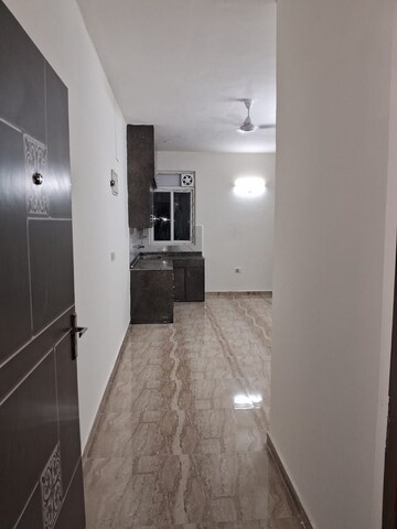 1 BHK Apartment For Rent in Pivotal Devaan, Sector 84