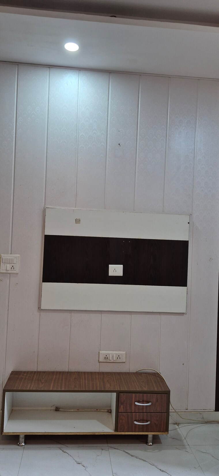 Room, sector 125 2 Bedroom 110 Sq.Yd. Apartment In Sector 125 Mohali 8996170