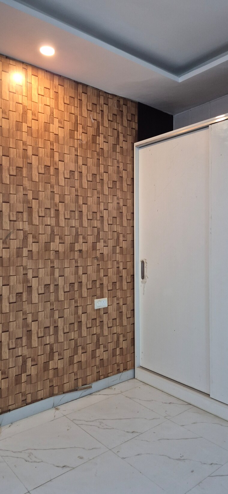 Room, sector 125 2 Bedroom 110 Sq.Yd. Apartment In Sector 125 Mohali 8996170