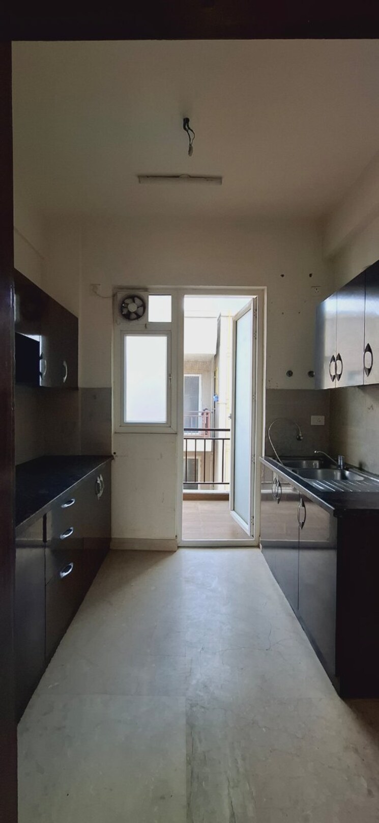 Kitchen, unitech-the-residences-gurgaon 2 Bedroom 1060 Sq.Ft. Apartment In Sector 33 Gurgaon 8996193