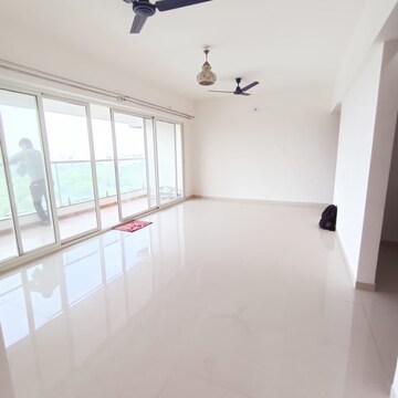 Room in 2 BHK Apartment at Mantra 99 Riverfront, Vinayak Nagar – for Rent