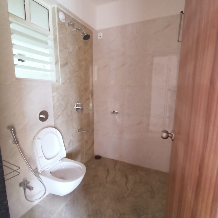 Bathroom, mantra-99-riverfront 2 Bedroom 666 Sq.Ft. Apartment In Vinayak Nagar Pune 8996222