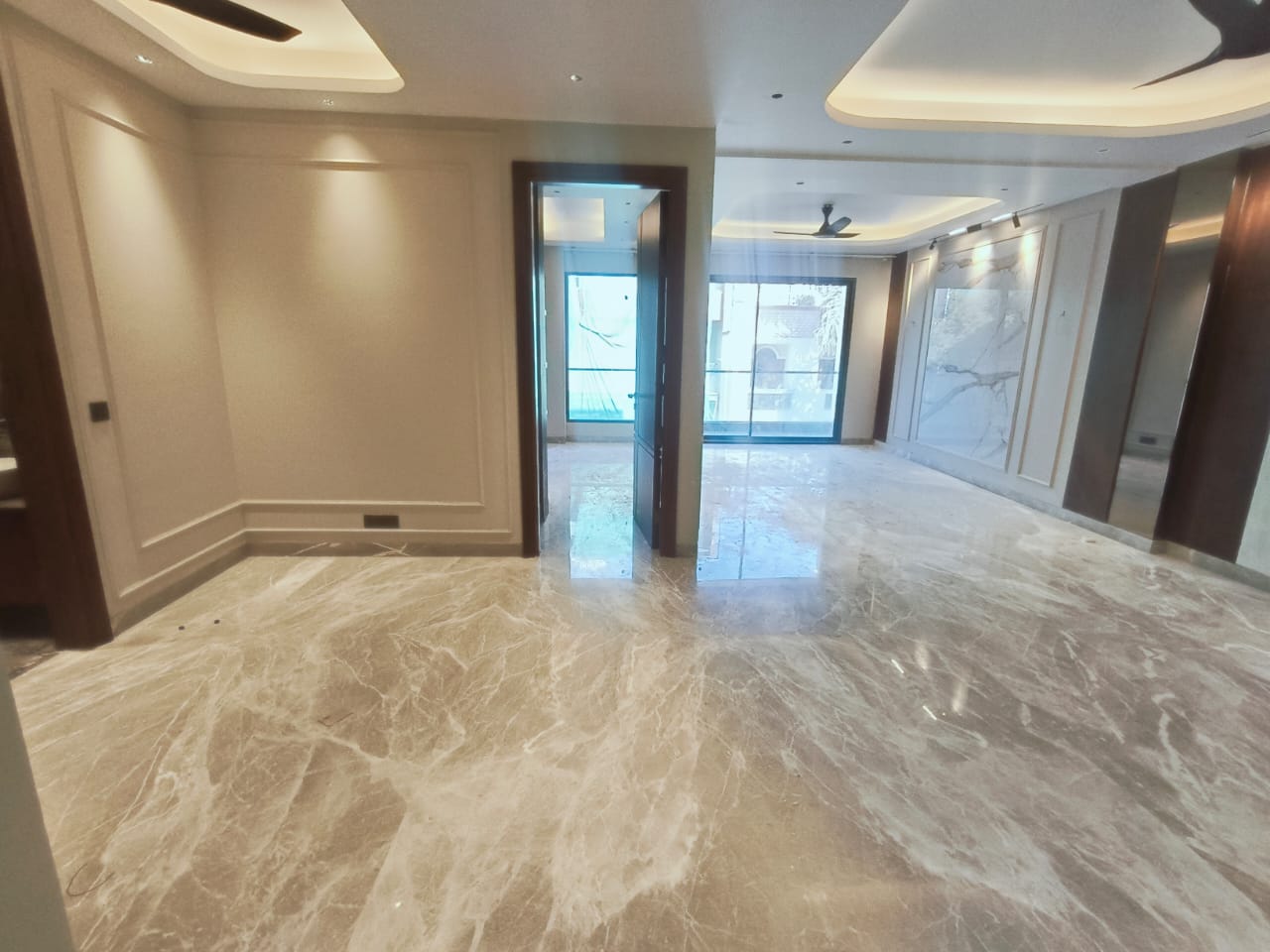 3 BHK + Pooja Room,Servant Room Builder Floor For Rent in Panchsheel Enclave 