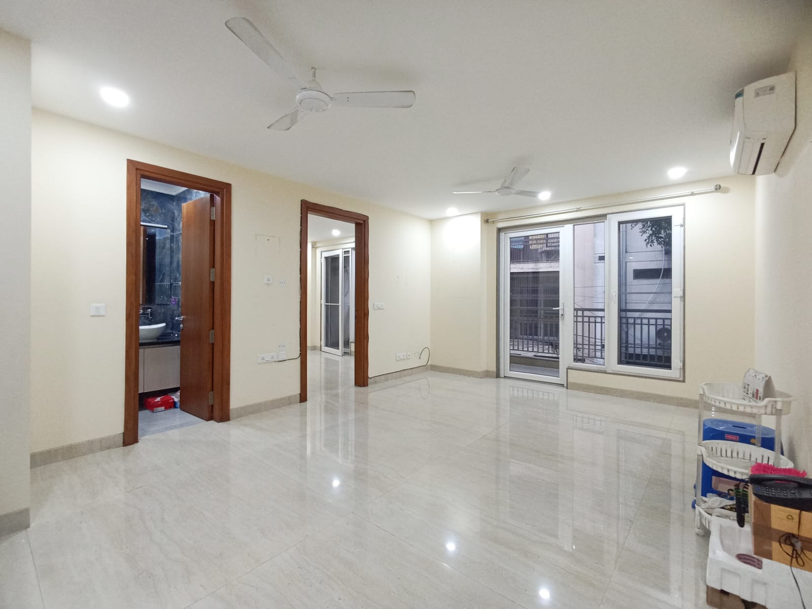 3 BHK + Pooja Room Builder Floor For Rent in Chittaranjan Park 