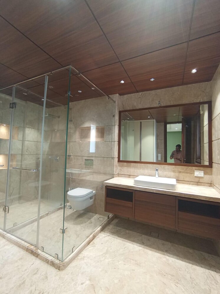 Kitchen, greater kailash i 4 Bedroom 500 Sq.Yd. Builder Floor In Greater Kailash I Delhi 8996250