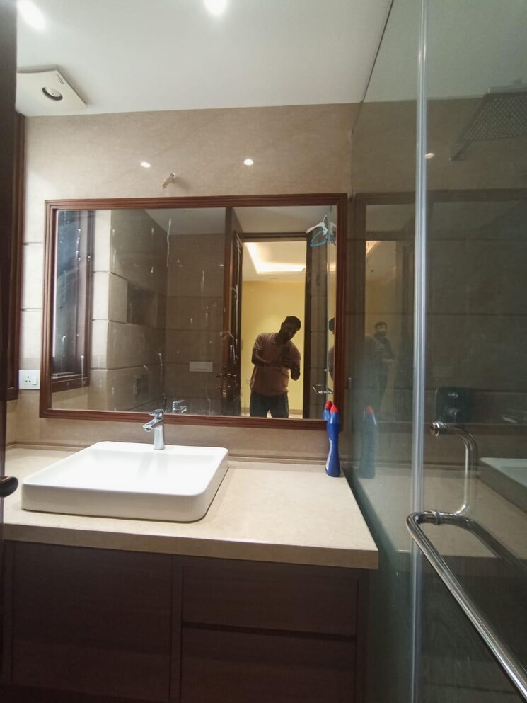 Kitchen, greater kailash i 4 Bedroom 500 Sq.Yd. Builder Floor In Greater Kailash I Delhi 8996250