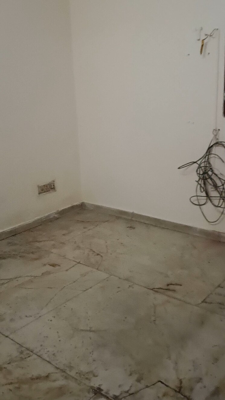 Room, dilshad colony 2 Bedroom 800 Sq.Ft. Builder Floor In Dilshad Colony Delhi 8996262