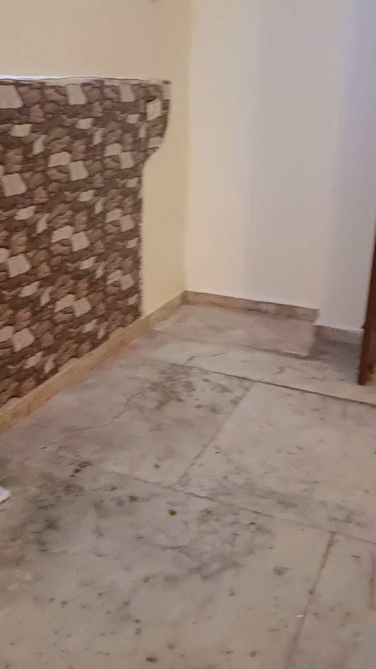 Room, dilshad colony 2 Bedroom 800 Sq.Ft. Builder Floor In Dilshad Colony Delhi 8996262