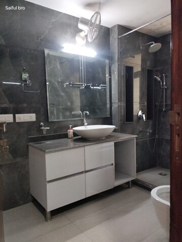 Bathroom in 3 BHK Builder Floor at SS The Lilac, Sector 49 – for Rent