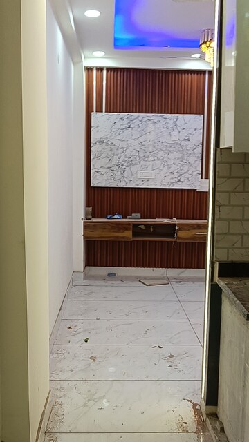 Room in 1 BHK Builder Floor at Bhopura – for Sale