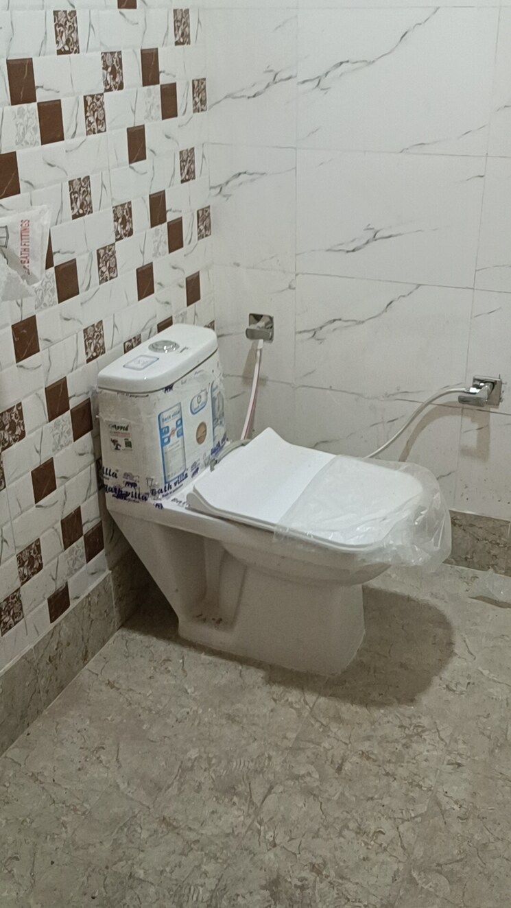 Bathroom, bhopura 1 Bedroom 400 Sq.Ft. Builder Floor In Bhopura Ghaziabad 8996270