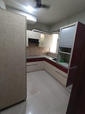 Kitchen in 3.5 BHK Builder Floor at DLF Alameda, Sector 73 – for Rent