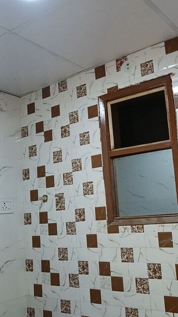 Team Area in 3 BHK Builder Floor at Bhopura – for Sale