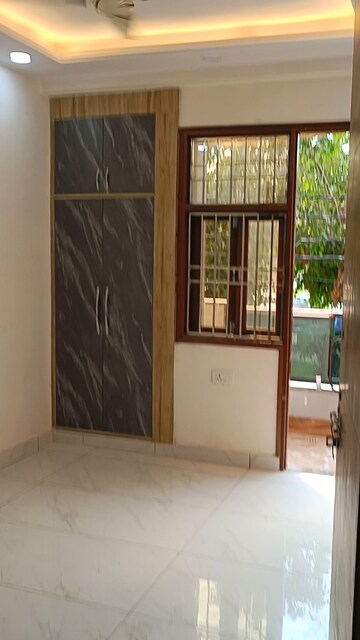 Room in 3 BHK Builder Floor at Bhopura – for Sale