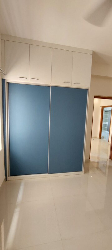 Room in 2 BHK Apartment at Manikonda – for Sale