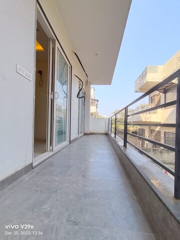 Building Lobby in 3.5 BHK Apartment at Emaar The Palm Drive-Palm Studios, Sector 66 – for Rent
