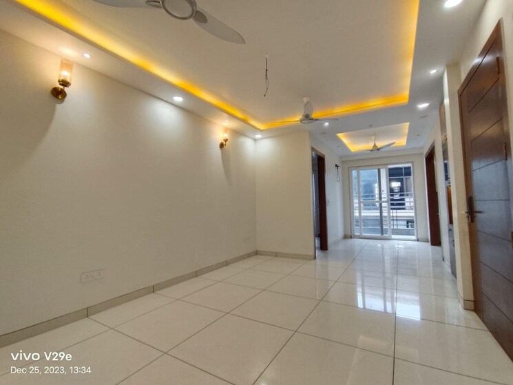 Living Room, emaar-the-palm-drive-palm-studios 3.5 Bedroom 1950 Sq.Ft. Apartment In Sector 66 Gurgaon 8996276