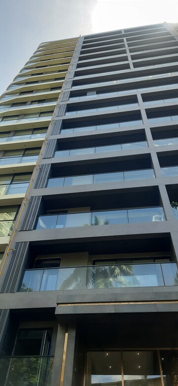 3 BHK Apartment For Rent in Bandra West