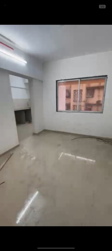 Room in 1 BHK Apartment at Romell Orbis, Andheri East – for Rent