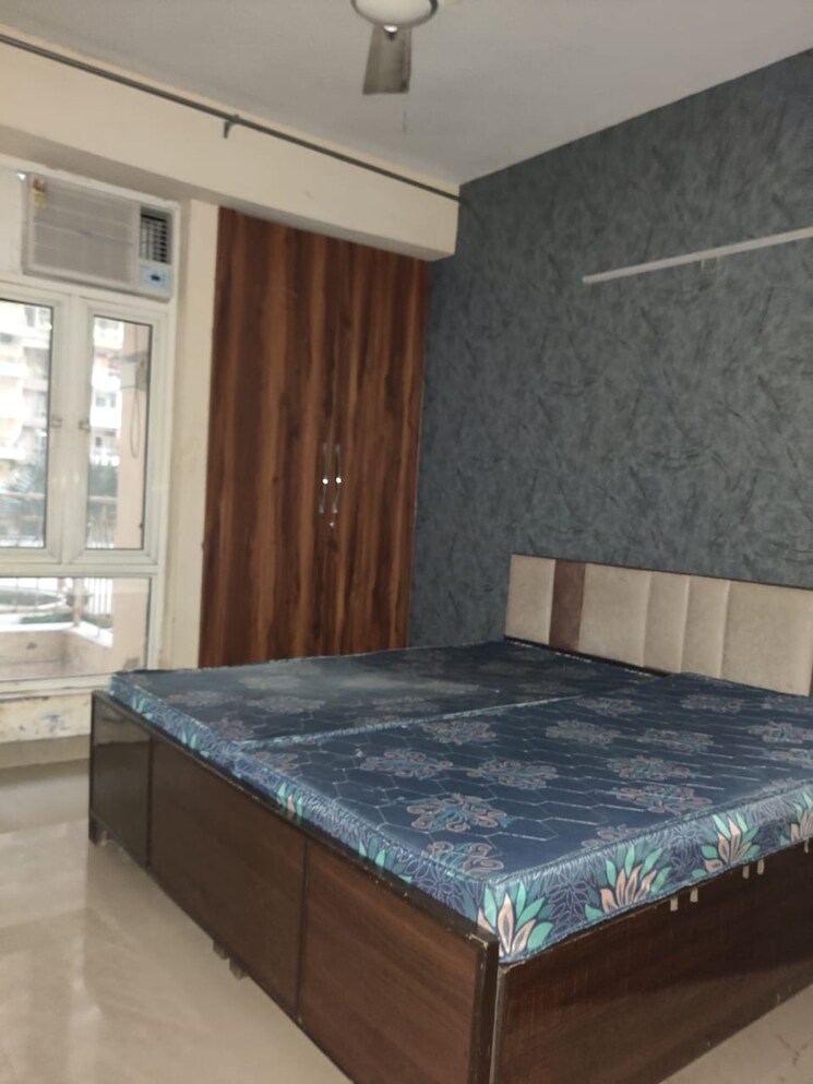 Bedroom, happy-home-noida 2 Bedroom 1050 Sq.Ft. Builder Floor In Sector 73 Noida 8996291