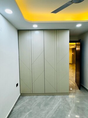 Building Lobby in 3 BHK Builder Floor at Shri Krishna Apartments Noida, Sector 73 – for Sale