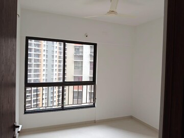 Room in 2 BHK Apartment at Shapoorji Pallonji Joyville Hinjewadi, Hinjewadi – for Rent