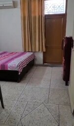 1 Rk  + Extra Room 300 Sq.Ft. Builder Floor in Patel Nagar