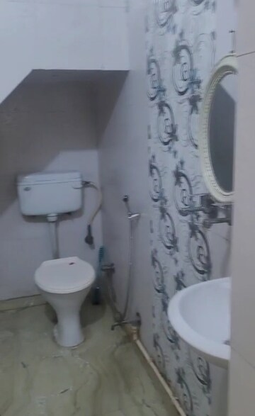 Bathroom in 1 RK Builder Floor at Patel Nagar – for Rent