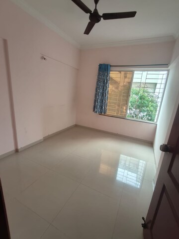 Room in 2.5 BHK Apartment at GK Rose County, Pimple Saudagar – for Sale