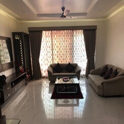 3 BHK Apartment For Sale in Tain Square