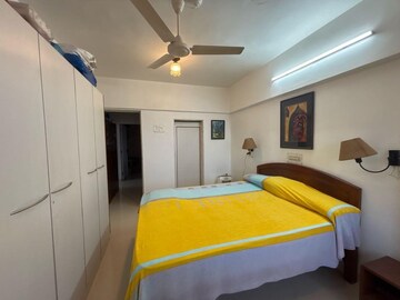 Bedroom in 3 BHK Apartment at New Siddharth CHS Andheri West, Andheri West – for Rent