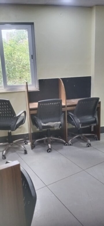  Office Space For Rent in Laxmi Nagar
