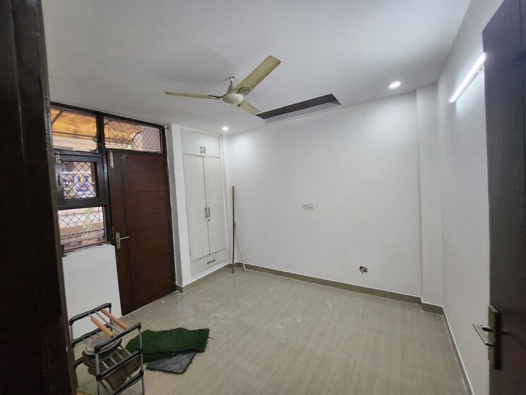 Room, dwarka 1 Bedroom 50 Sq.Mt. Apartment In Dwarka Delhi 8996421