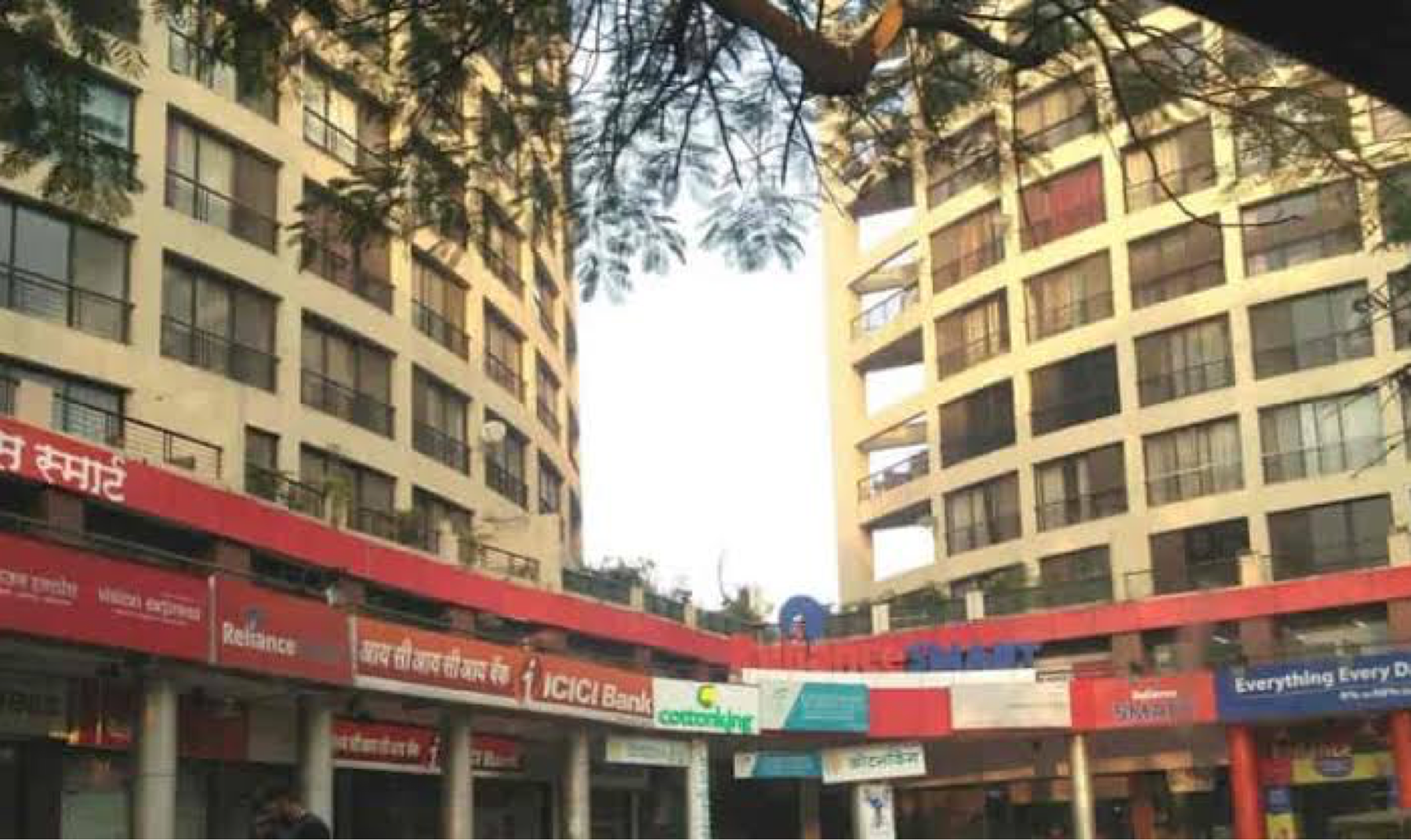 Retail Shop For Sale in Tain Square