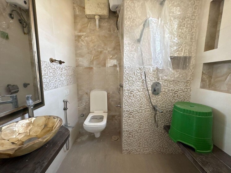 Bathroom, sky-anchorage 3 Bedroom 1260 Sq.Ft. Apartment In Versova Mumbai 8996473