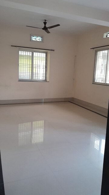 Room in 2 BHK Apartment at Lowadih – for Rent