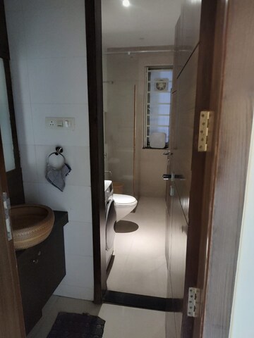 Bathroom in 3 BHK Apartment at Sheth Vasant Lawns, Laxmi Nagar – for Sale