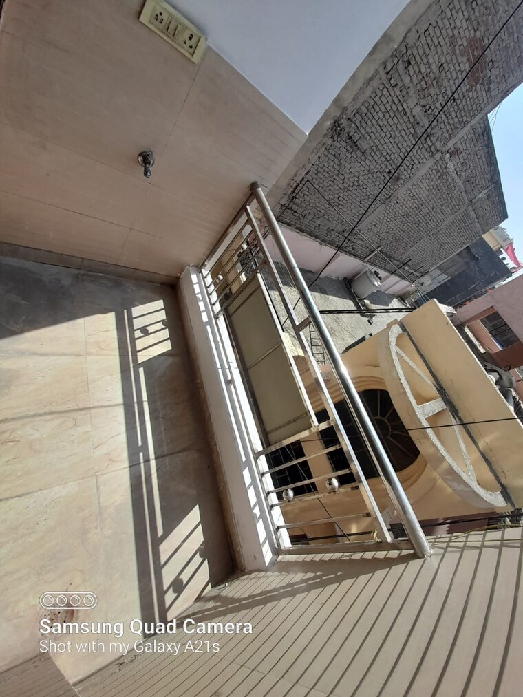 Balcony, govindpuri 2 Bedroom 540 Sq.Ft. Builder Floor In Govindpuri Delhi 8996500