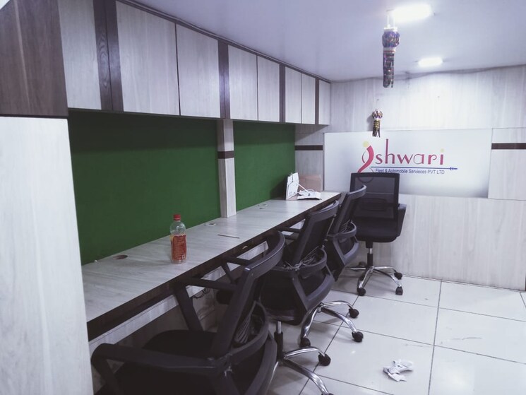 Team Area, haware-fantasia Commercial Office Space 960 Sq.Ft. In Vashi Sector 28 Navi Mumbai 8996508