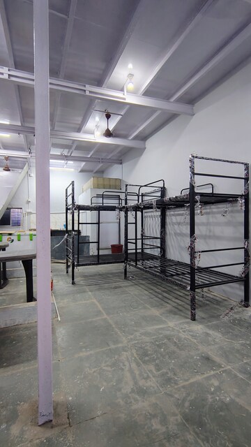Team Area in  Shop at Kannamwar Nagar – for Rent