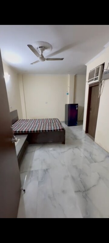 1 RK Builder Floor For Rent in Sector 56